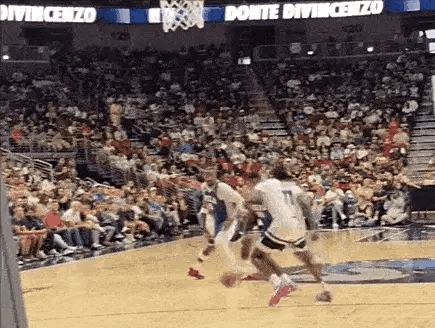 凯尔特人血洗魔术，乔治送出助攻的简单介绍